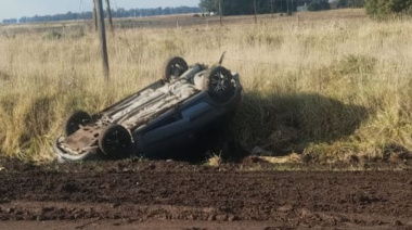 Lobería: Volcó un auto en Ruta 227, a la altura de La Defensa